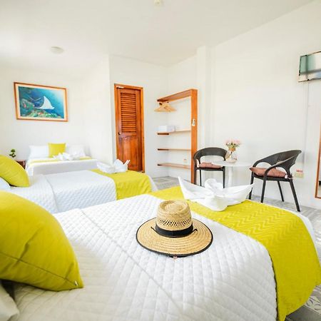 Hostal Gardner Galapagos Puerto Ayora  Extérieur photo