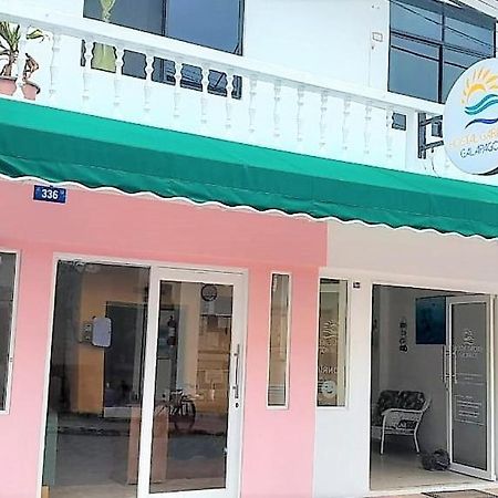 Hostal Gardner Galapagos Puerto Ayora  Extérieur photo
