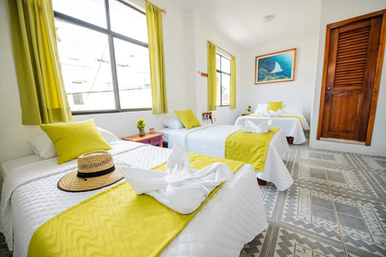 Hostal Gardner Galapagos Puerto Ayora  Extérieur photo