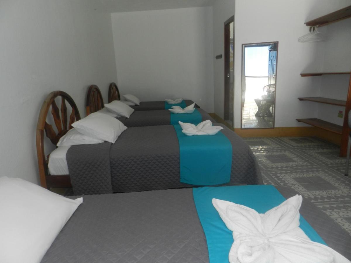 Hostal Gardner Galapagos Puerto Ayora  Extérieur photo
